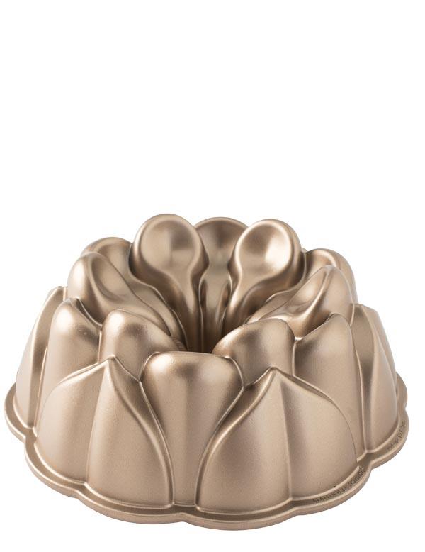 Magnolia Bundt Pan 33229 by Victorian Trading Co