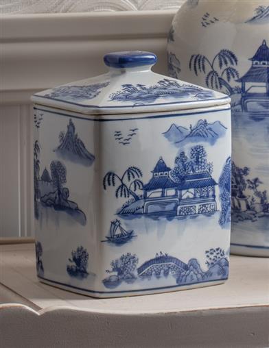 Blue Willow Ginger Tea Jar 33480 by Victorian Trading Co